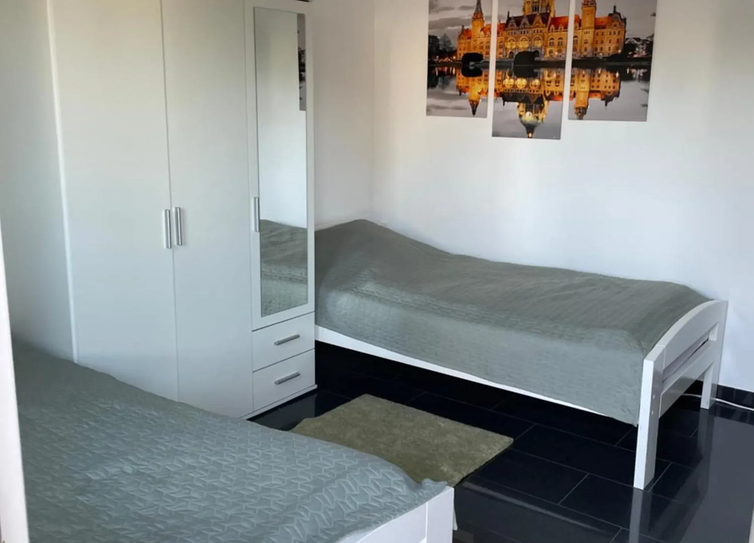 Ferienwohnung Mit Fussbodenheizung Nahe Messe, Gratis Parkplatz Und Abstellplatz E - Bike Hanovre